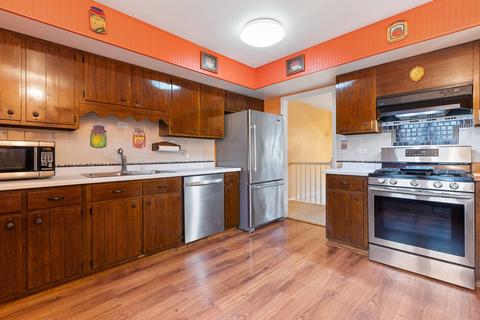 960 Heather Ln, Hoffman Estates, IL 60169 photo 7