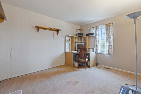 960 Heather Ln, Hoffman Estates, IL 60169 photo 10