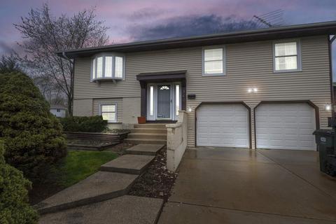 960 Heather Ln, Hoffman Estates, IL 60169 photo 24