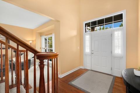 2117 Fieldcrest Dr, Bartlett, IL 60103 photo 4