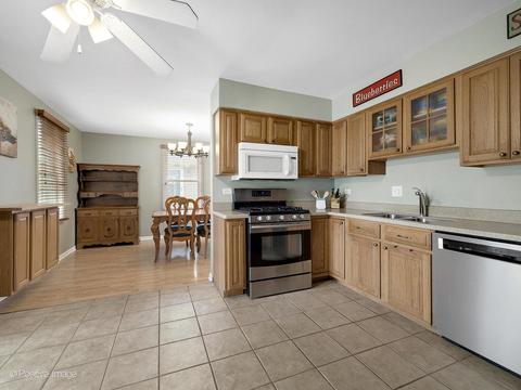 1619 Elm St, Wheaton, IL 60189 photo 10