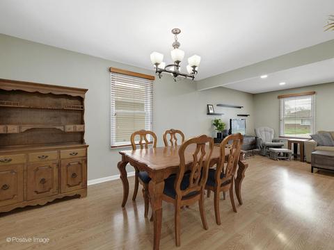 1619 Elm St, Wheaton, IL 60189 photo 6