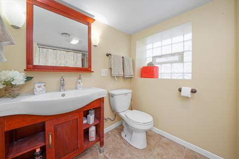 5737 S Artesian Ave, Chicago, IL 60629 photo 26