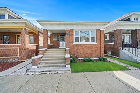 5737 S Artesian Ave, Chicago, IL 60629 photo 2