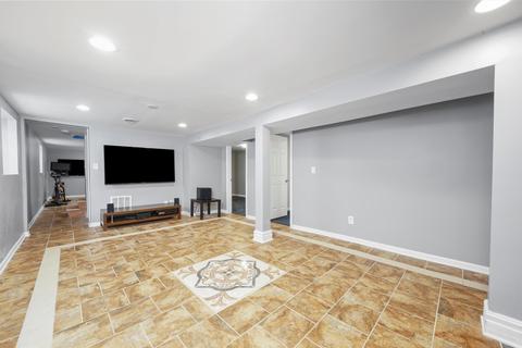 5737 S Artesian Ave, Chicago, IL 60629 photo 18