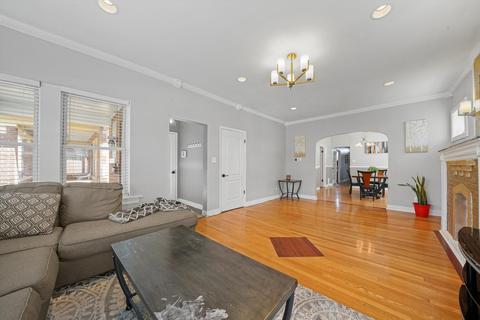 5737 S Artesian Ave, Chicago, IL 60629 photo 6