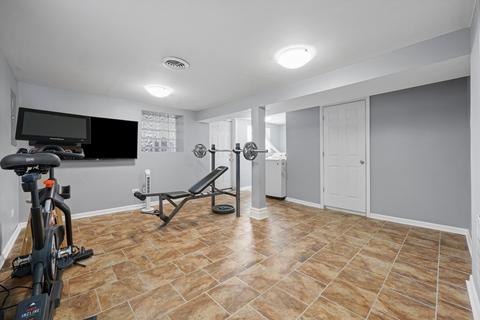 5737 S Artesian Ave, Chicago, IL 60629 photo 21