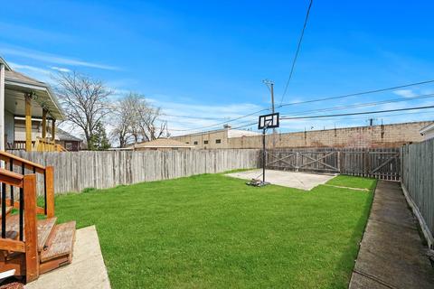 5737 S Artesian Ave, Chicago, IL 60629 photo 28