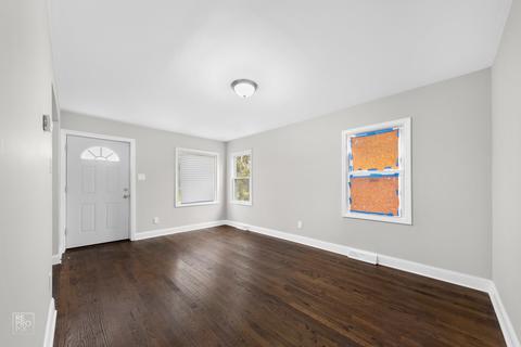 14924 E Riverside Dr, Harvey, IL 60426 photo 3