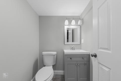 14924 E Riverside Dr, Harvey, IL 60426 photo 7