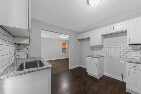 14924 E Riverside Dr, Harvey, IL 60426 photo 5