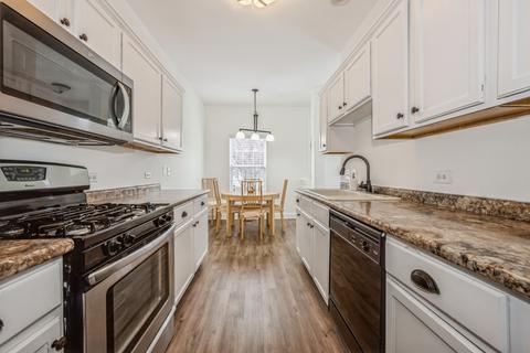 820 County Line Rd, Aurora, IL 60502 photo 9