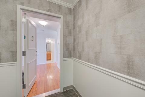 40 E Cedar St #12C, Chicago, IL 60611 photo 2