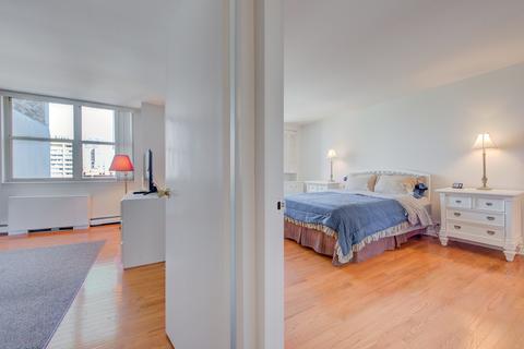 40 E Cedar St #12C, Chicago, IL 60611 photo 13
