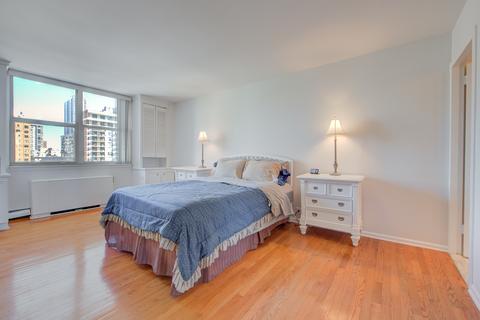 40 E Cedar St #12C, Chicago, IL 60611 photo 14