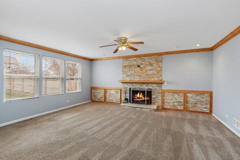 1035 Spinnaker St, Elgin, IL 60123 photo 8