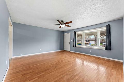 561 Juniper Ln, Bradley, IL 60915 photo 4