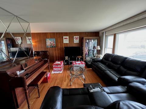 2729 Rusty Dr, Des Plaines, IL 60018 photo 3