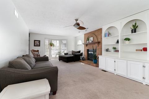 505 Amherst Dr, Normal, IL 61761 photo 10