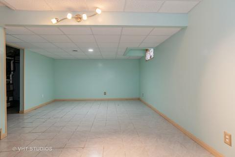 58 Mallery Ave, Elgin, IL 60123 photo 11