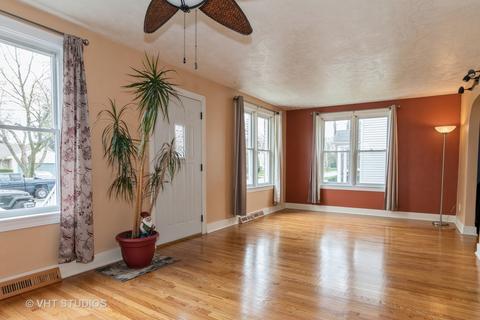 58 Mallery Ave, Elgin, IL 60123 photo 3