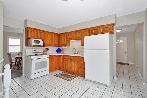 673 W Stearns Rd, Bartlett, IL 60103 photo 8