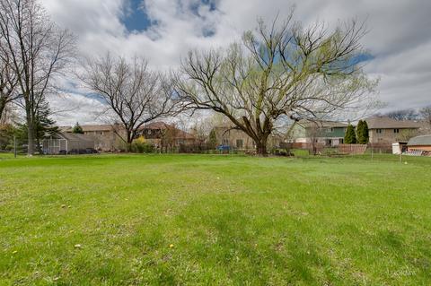 140 N Oakleaf Dr, Addison, IL 60101 photo 24