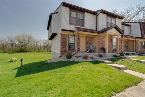 700 N Adelaide St #50, Normal, IL 61761 photo 1