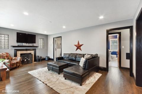 927 Bellevue Ave, Elgin, IL 60120 photo 5