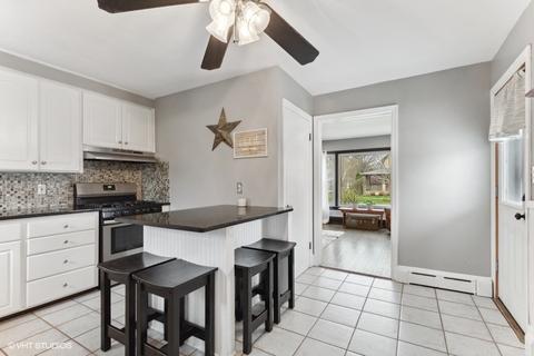 927 Bellevue Ave, Elgin, IL 60120 photo 10