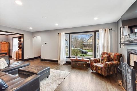 927 Bellevue Ave, Elgin, IL 60120 photo 3