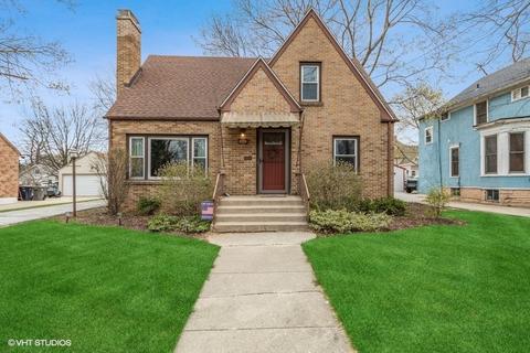 927 Bellevue Ave, Elgin, IL 60120 photo 1