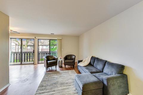 2630 Northampton Dr #11C2, Rolling Meadows, IL 60008 photo 3