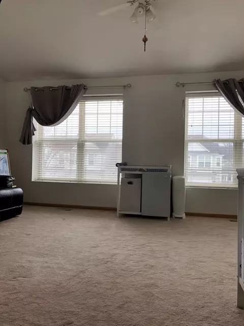 1090 Delta Dr, Elgin, IL 60123 photo 16
