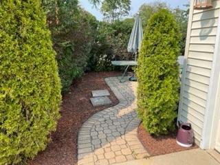 1122 E Grant Dr, Des Plaines, IL 60016 photo 3