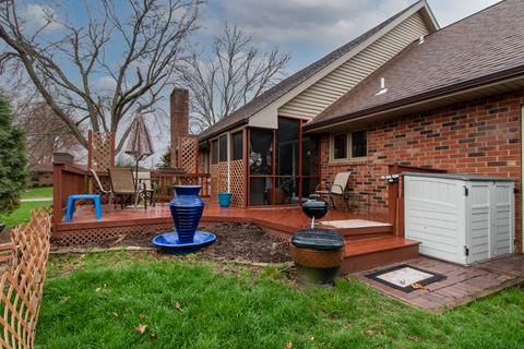 124 Cheltenham Dr, Normal, IL 61761 photo 4