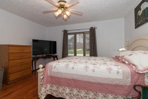 124 Cheltenham Dr, Normal, IL 61761 photo 23