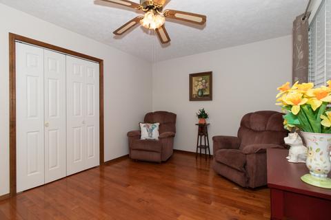 124 Cheltenham Dr, Normal, IL 61761 photo 15