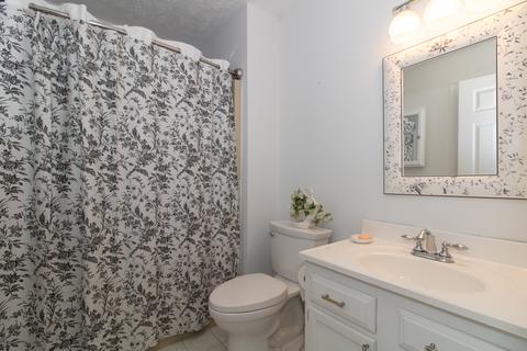 124 Cheltenham Dr, Normal, IL 61761 photo 24