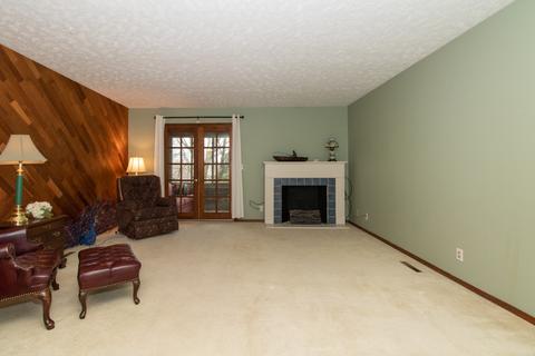 124 Cheltenham Dr, Normal, IL 61761 photo 36