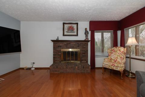 124 Cheltenham Dr, Normal, IL 61761 photo 28