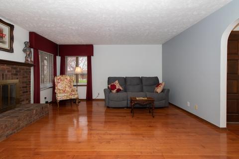124 Cheltenham Dr, Normal, IL 61761 photo 26