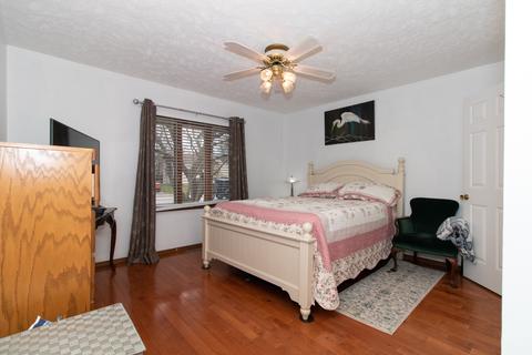 124 Cheltenham Dr, Normal, IL 61761 photo 18