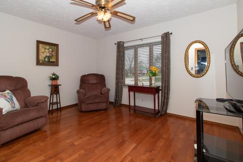124 Cheltenham Dr, Normal, IL 61761 photo 14