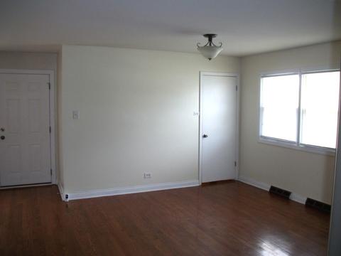 119 W 158th Pl, Harvey, IL 60426 photo 9