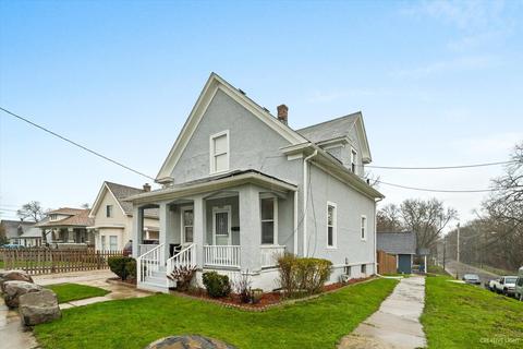 985 Saint Charles St, Elgin, IL 60120 photo 1