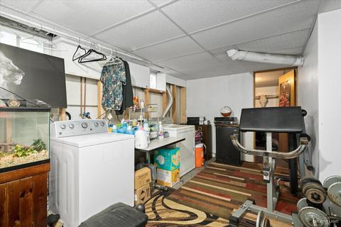 985 Saint Charles St, Elgin, IL 60120 photo 22