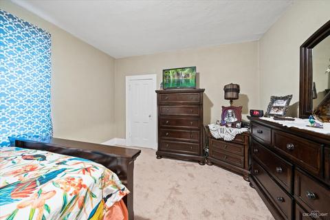 985 Saint Charles St, Elgin, IL 60120 photo 19