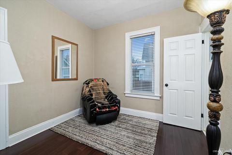 985 Saint Charles St, Elgin, IL 60120 photo 11