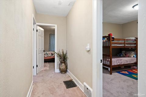985 Saint Charles St, Elgin, IL 60120 photo 14
